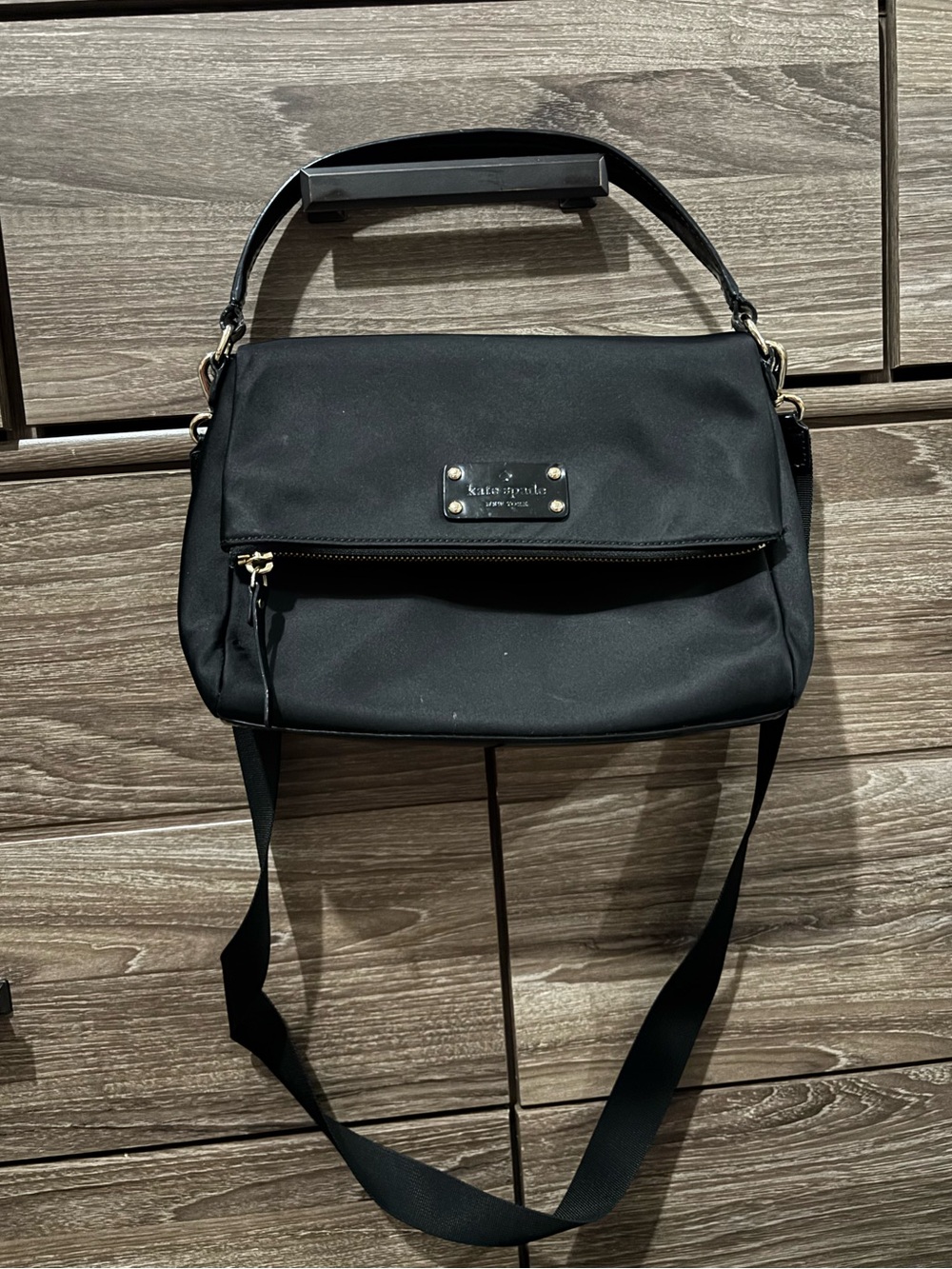 🐾Kate Spade New York Wilson Road Miri black nylon foldover satchel and crossbody